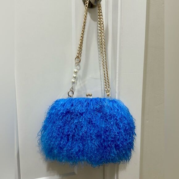 Handmade Real Mongolian Lamb Fur Kisslock Wristlet/Crossbody & 2 Chain Styles - Picture 6 of 15